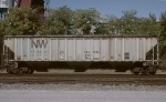 Norfolk & Western #178031, a grain service covered hopper with a continuous roof hatch, 